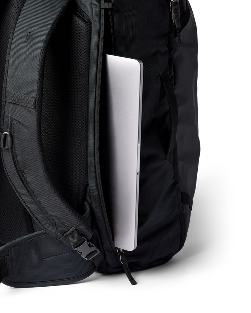 Cotopaxi_Allpa 35L Travel Pack_Cotopaxi Black