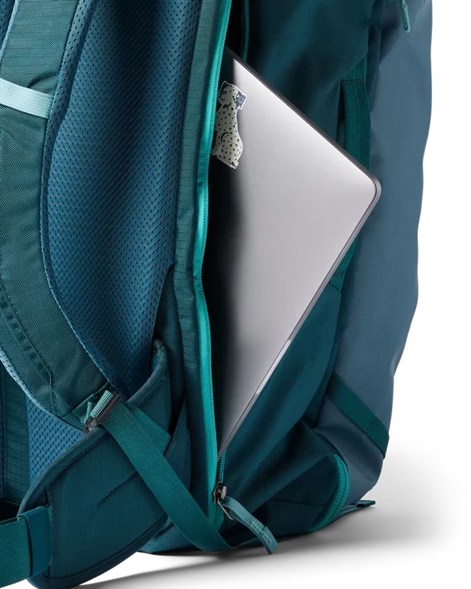 Cotopaxi_Allpa 42L Travel Pack_Blue Spruce / Abyss