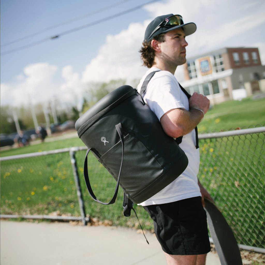 Hydro Flask_Carryout Backpack 22L_Black