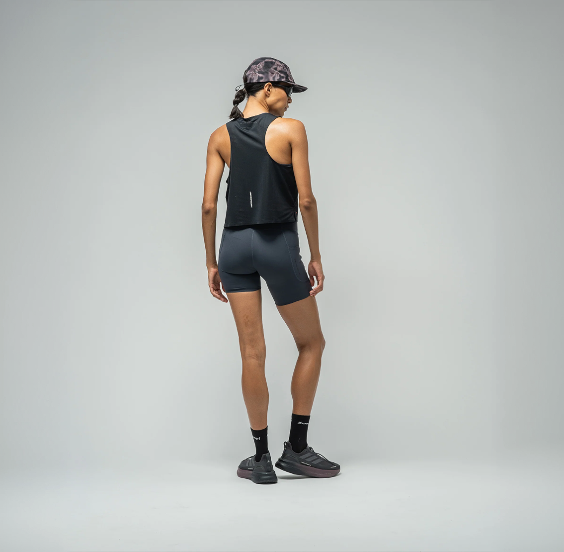 Women's Crop Training Singlet - Black