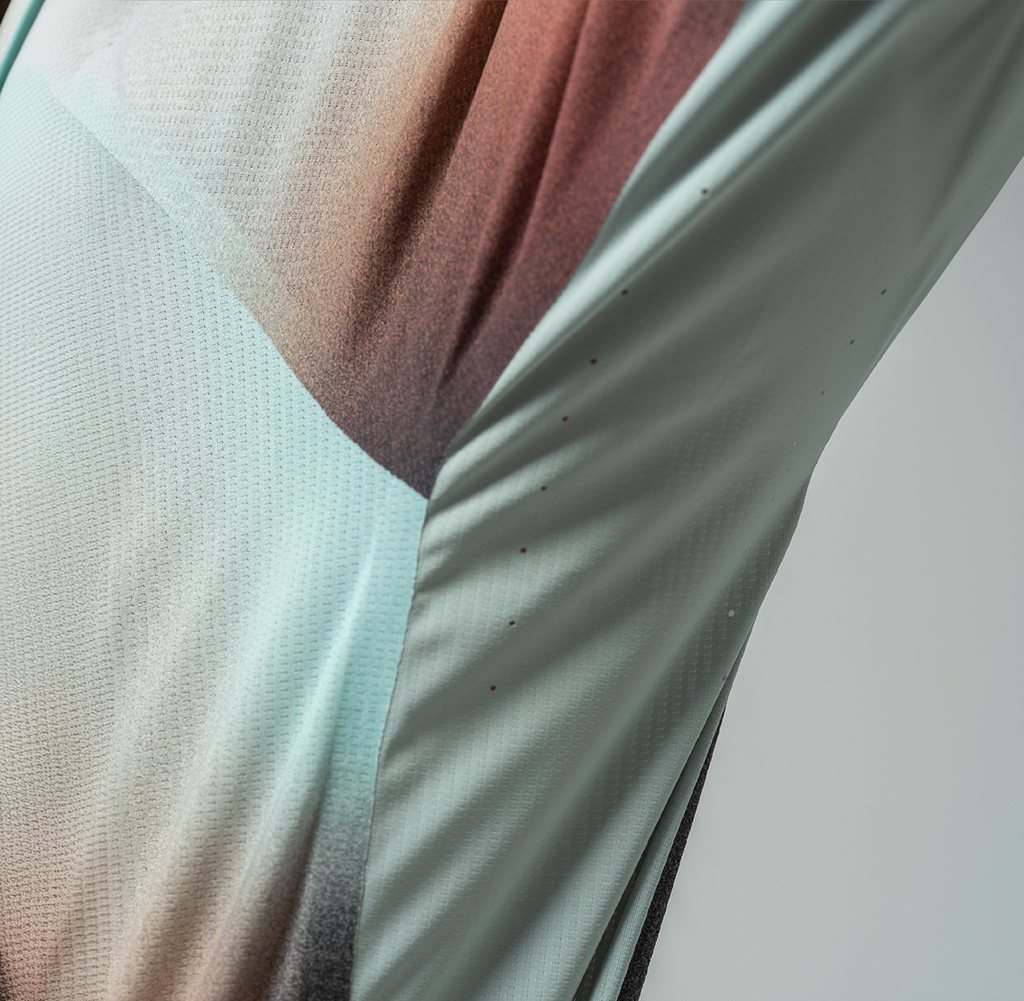 Men's Long Sleeve Race Tee - Fog