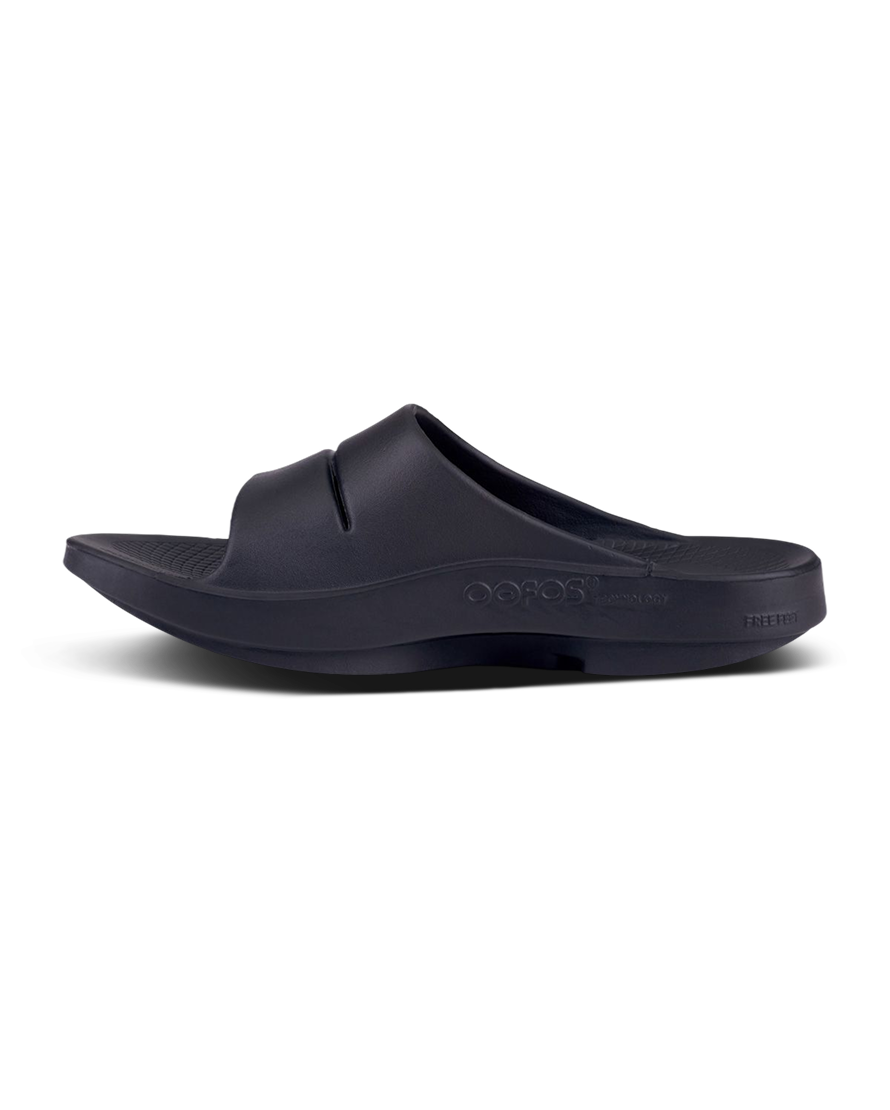 OOFOS_Women's OOahh Slide_Black