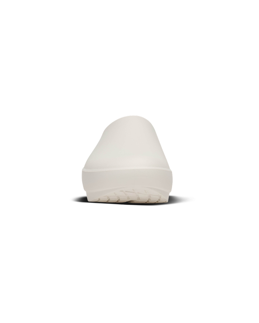 OOFOS_Women's OOcloog PLUS_Chalk