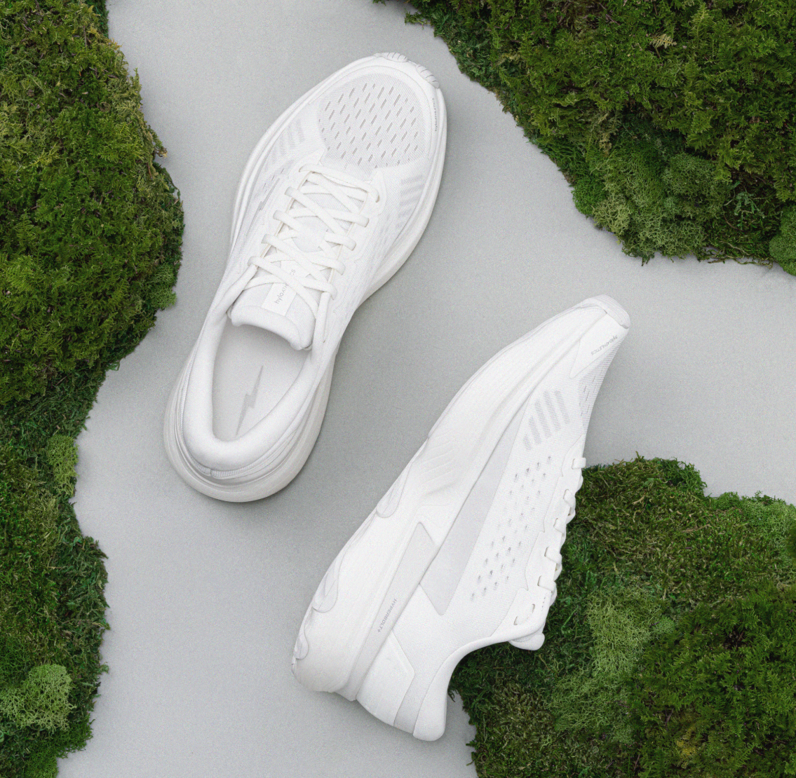 Axis - Undyed and Pebble