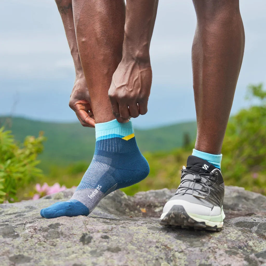Feetures_Trail Max Cushion Quarter_Mountain High Blue
