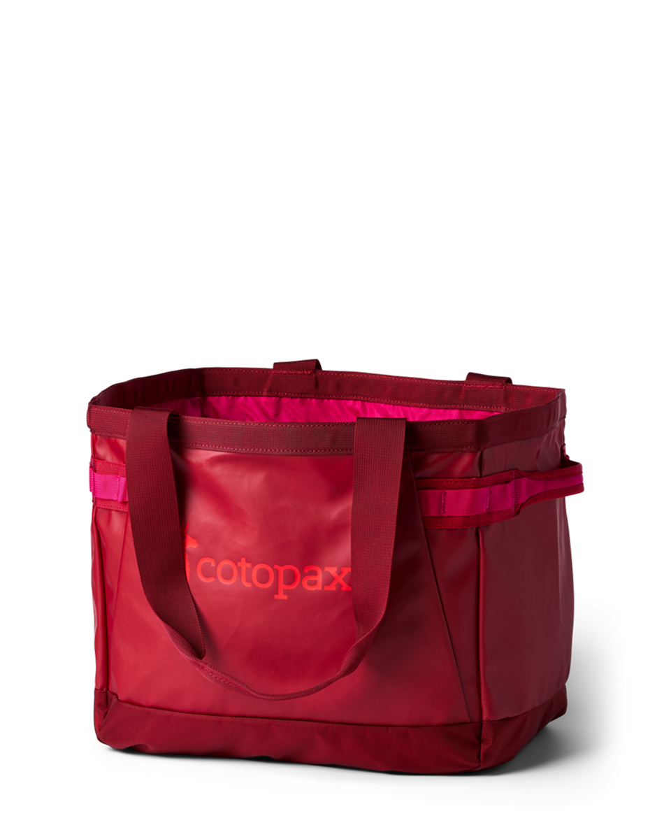 Cotopaxi_Allpa 30L Gear Hauler Tote_Crimson