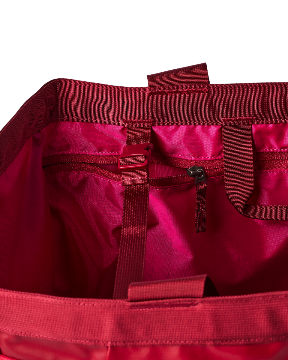 Cotopaxi_Allpa 60L Gear Hauler Tote_Crimson