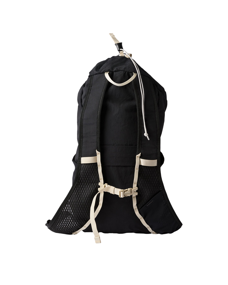 Cotopaxi_Empacable 16L Daypack_Cotopaxi Black