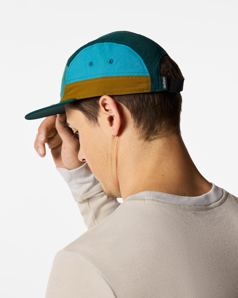 Cotopaxi_Zen Garden Tech 5-Panel Hat_Juniper / Deep Ocean