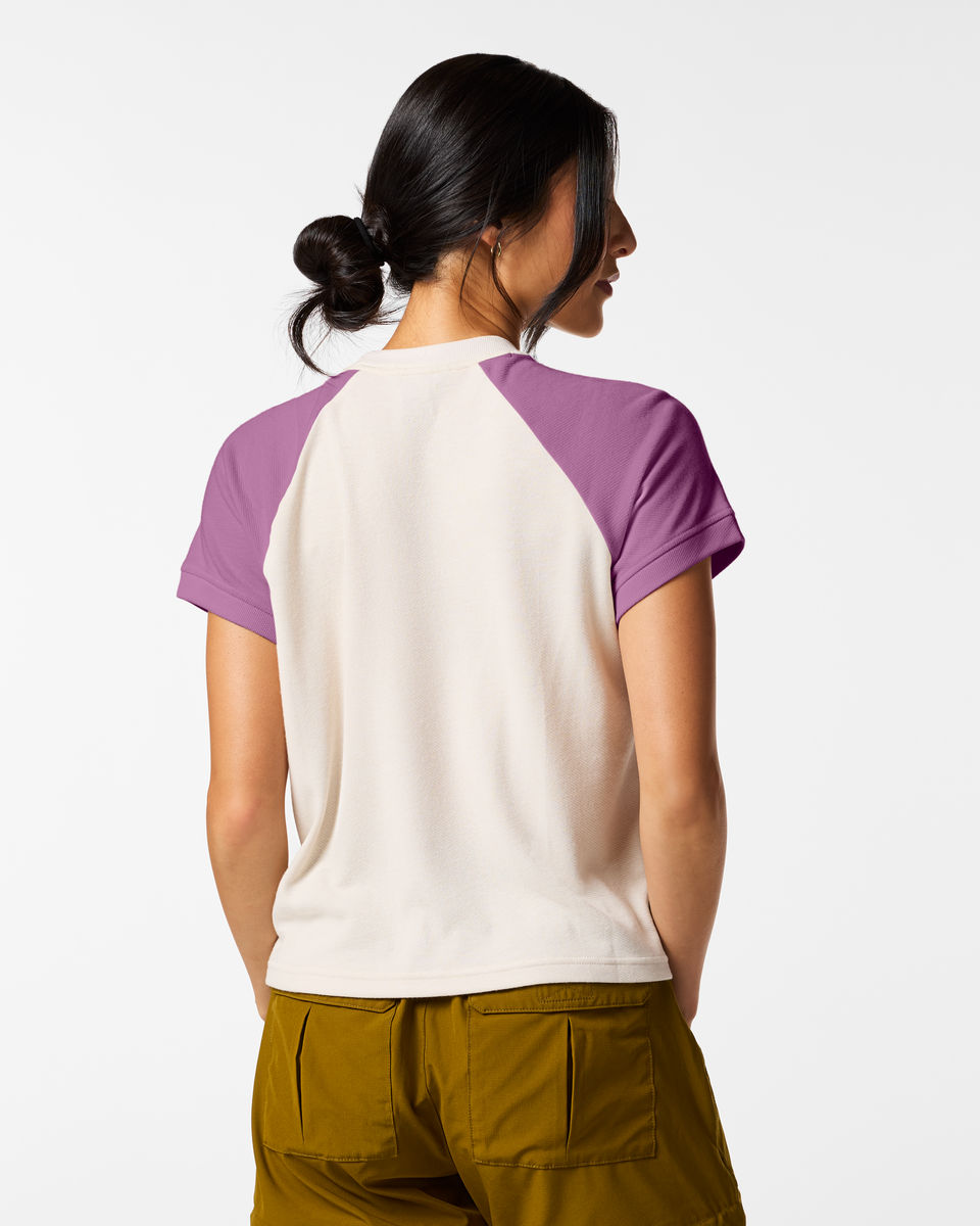 Cotopaxi_Women's Perenne Short-Sleeve Shirt_Mystic / Cream