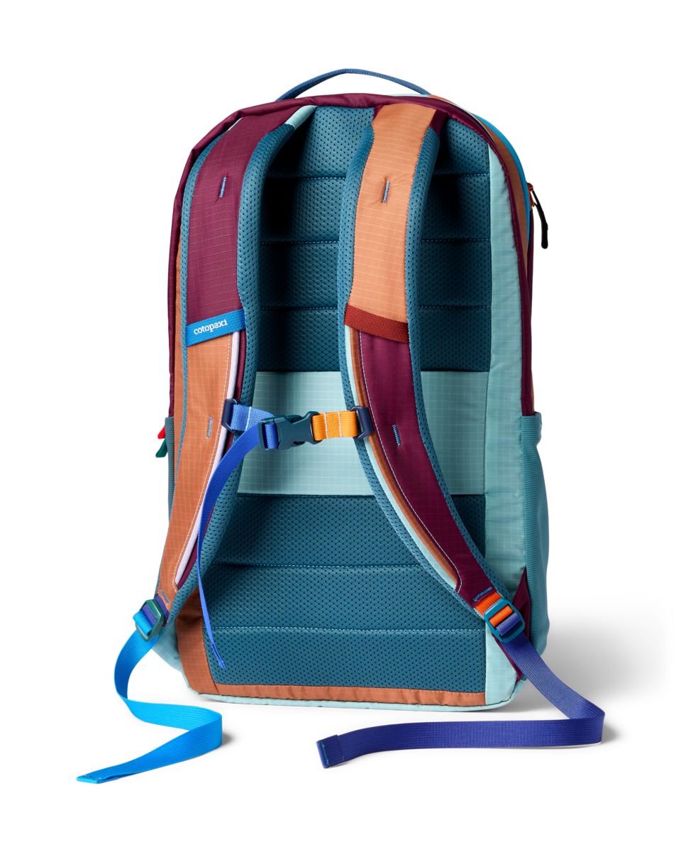 Cotopaxi_Allpa 26L Daypack_Del Dia